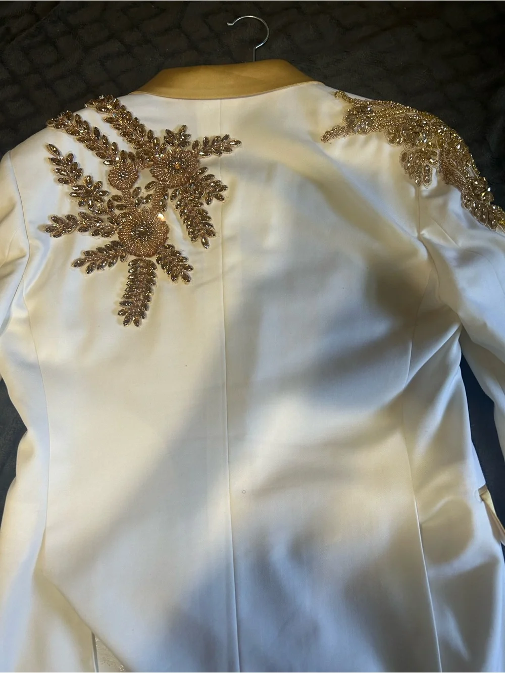 N/A crisp white